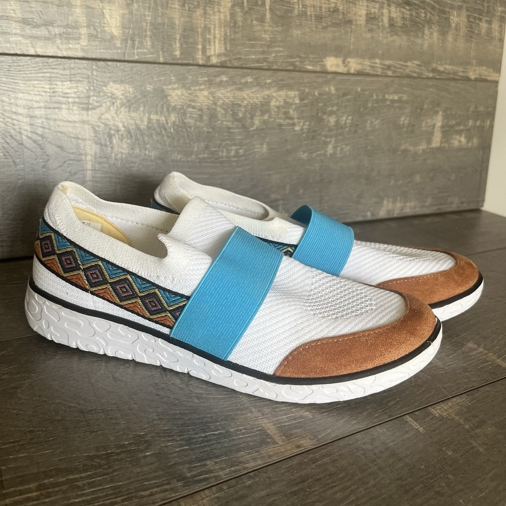 Boho Slip On Sneakers Muk Luks Stretch Strap Tribal Comfort Shoes 7.5 Festival
